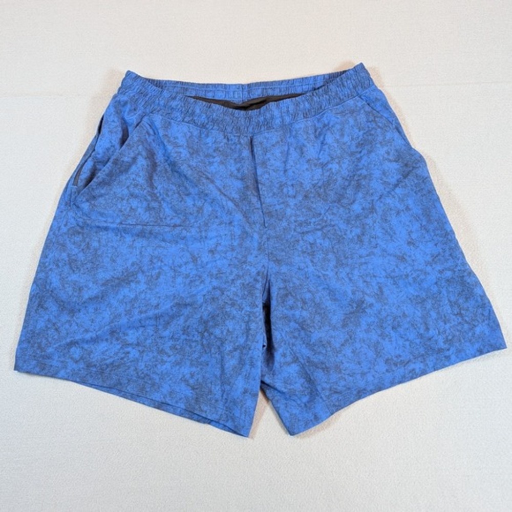 Lululemon‎ Pace Breaker Mens Shorts Abstract Print Athletic Size 32